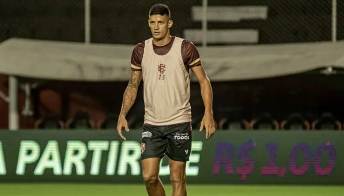 Vitória perde zagueiro para pegar a Ponte; Felipe Vieira e Osvaldo saem lesionados