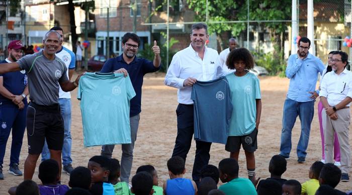 Parceria: Prefeitura cede 11 campos ao Grupo City para trabalho social