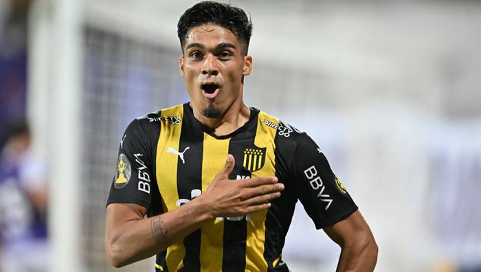 Grupo City tem interesse em centroavante uruguaio, revela jornalista