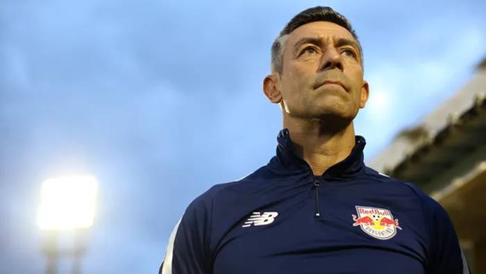 Técnico do Bragantino elogia Renato Paiva e estilo de jogo do Bahia