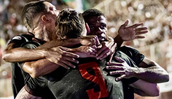 Invicto em casa há 8 jogos, Vitória é o melhor mandante da Série B