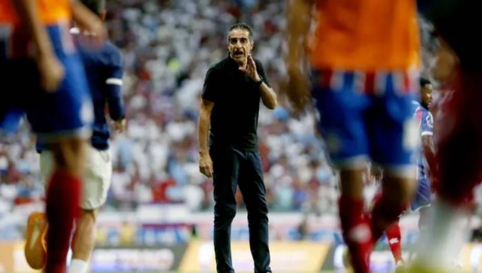 Atrito com torcida e imprensa: os bastidores da saída de Paiva do Bahia