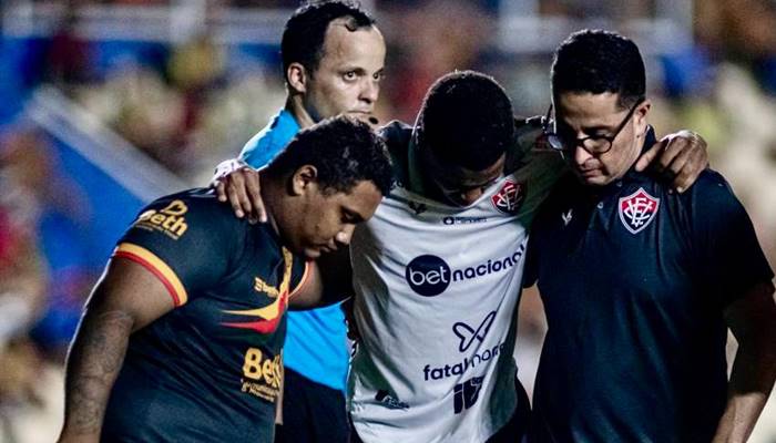 Atacante do Vitória será avaliado, mas deve enfrentar o Juventude