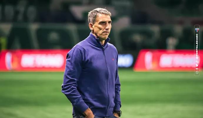 “Temos um planejamento novo contra o Bahia”, diz técnico do Fortaleza