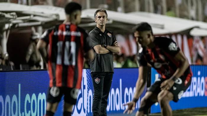Condé vê Vitória ansioso diante do Juventude: “Jogo muito difícil”