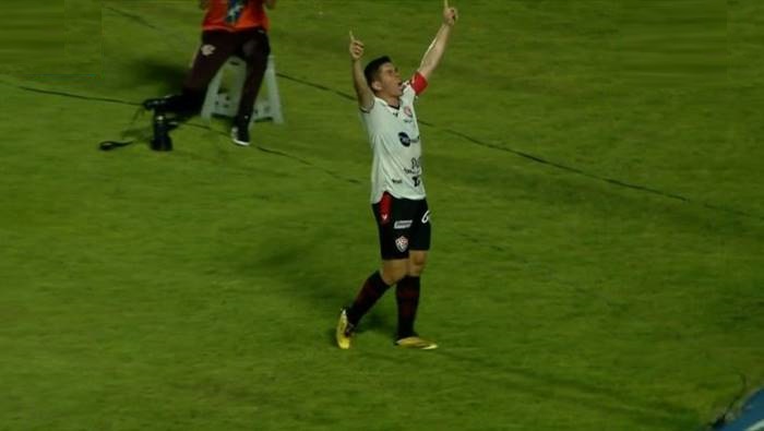 Sampaio Corrêa 0 x 1 Vitória: Veja o gol de Osvaldo no Castelão
