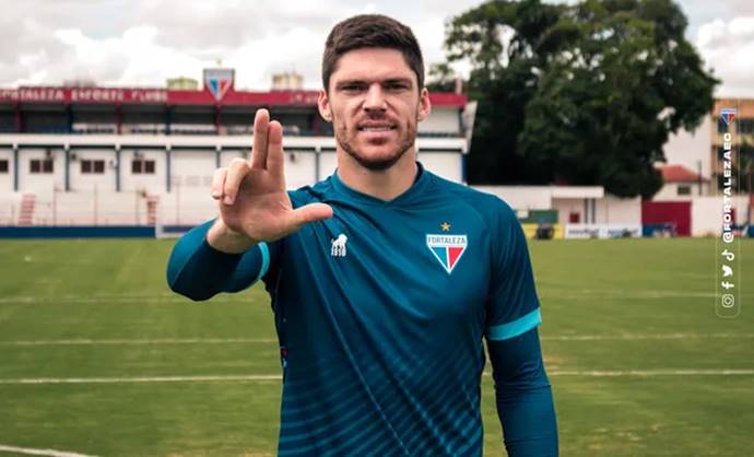 Vitória tem interesse na contratação de goleiro do Fortaleza