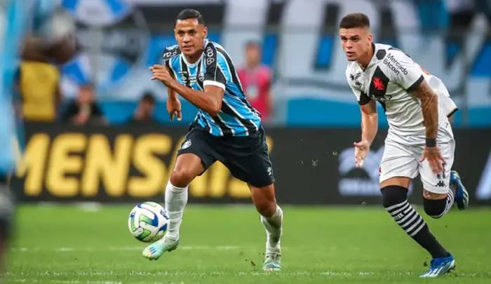 Fábio Mota confirma interesse em zagueiro: ‘Fizemos uma proposta’