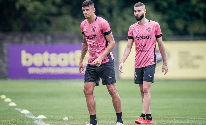 Vitória tem dupla de zaga pendurada para a última rodada do Baiano