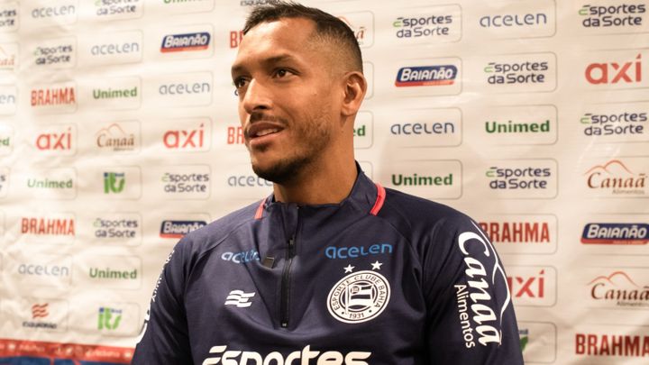 Zagueiro comemora permanência no Bahia: ‘Projeto grandioso’