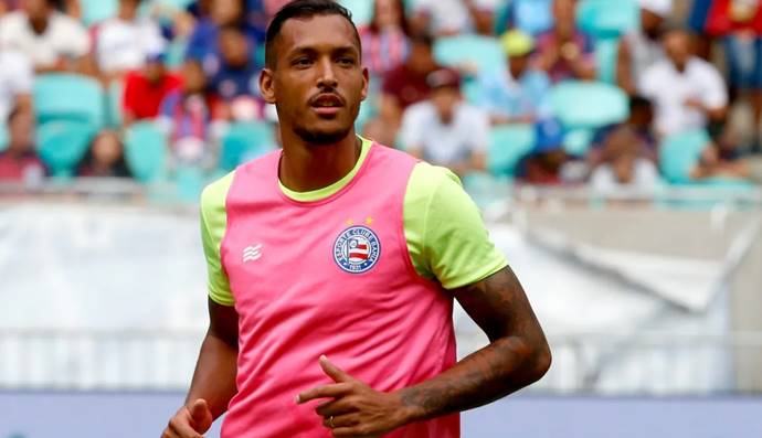 Bahia está perto de acertar compra de zagueiro junto ao Fluminense