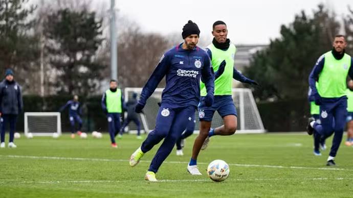 Bahia realiza primeiro treino tático da pré-temporada em Manchester