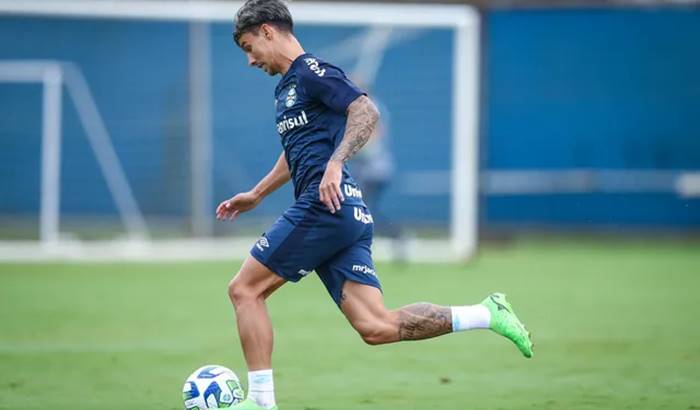 Atacante pretendido pelo Bahia está próximo do São Paulo, diz site