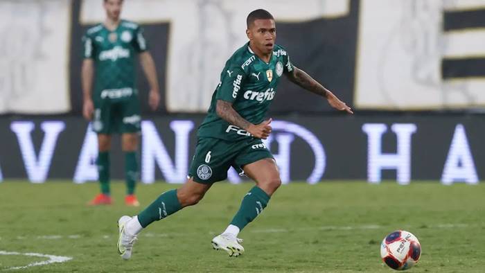 Lateral do Palmeiras deve ser o novo reforço do Vitória para 2024