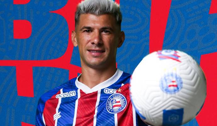 Victor Cuesta aparece no BID e fica à disposição de Rogério Ceni