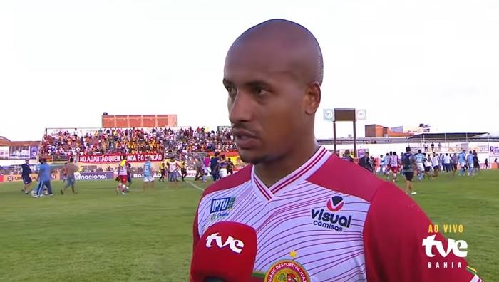 Meia da Juazeirense lamenta derrota para o Bahia, mas confia na classificação