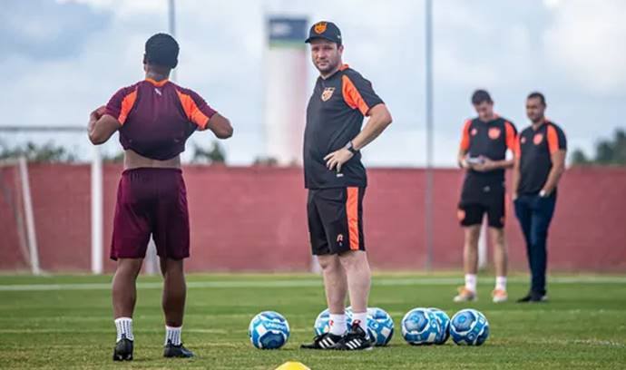 Técnico comenta invencibilidade do CRB e projeta duelo contra o Bahia
