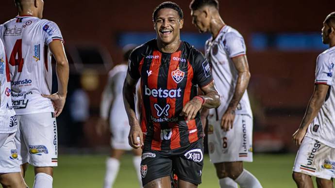 Veja os gols de Vitória 3 x 0 Atlético-BA pela 8ª rodada do Baiano