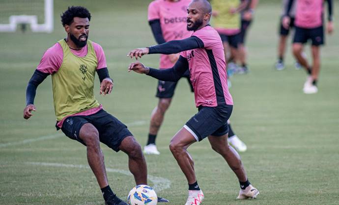 Vitória está pronto para enfrentar o Atlético-BA; Veja provável time