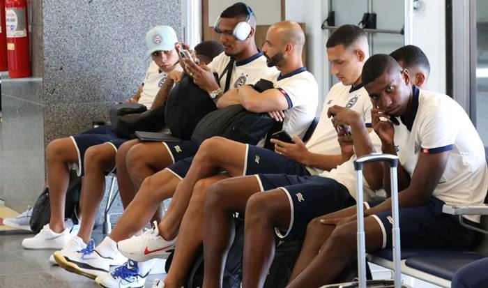 Bahia decide fazer investimento em logística e prioriza voos fretados