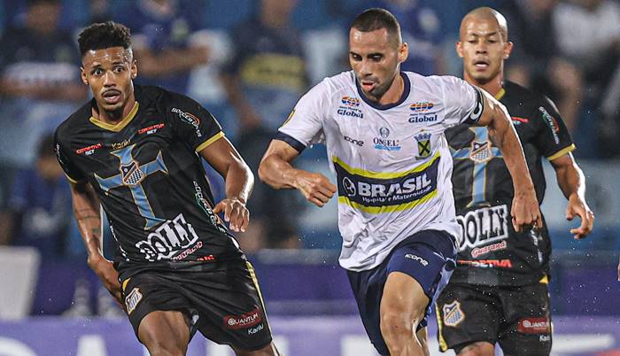 Ex-Vitória, Dudu Vieira se despede do Santo André como um dos atletas com mais jogos pelo clube