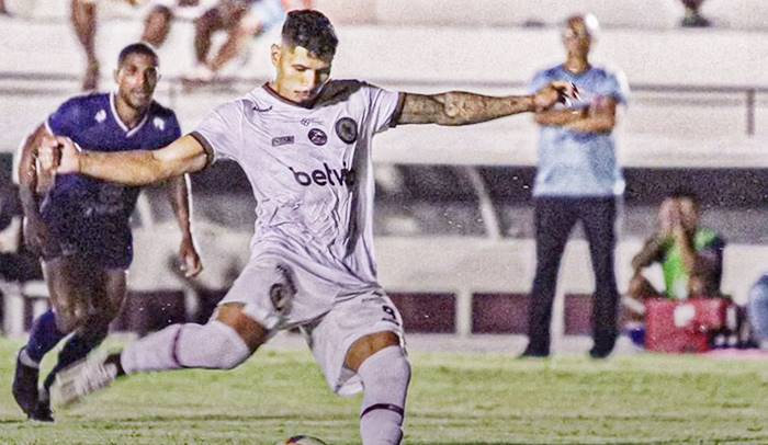 Fora do Baianão, Jacuipense anuncia saída do atacante Jeam