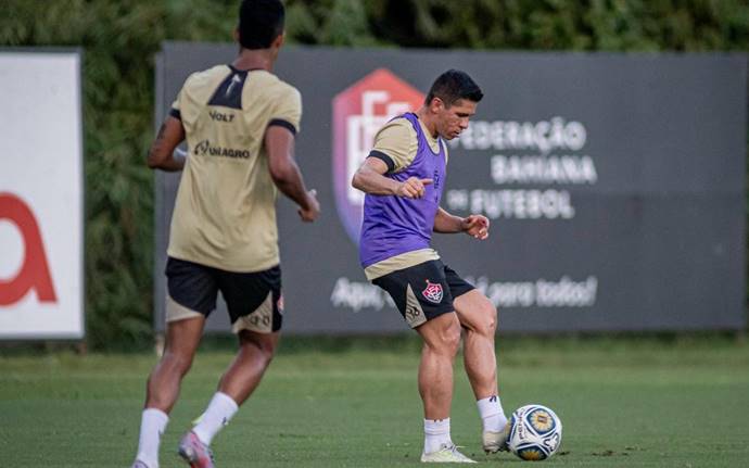 Vitória faz trabalhos técnicos e táticos com foco no 1º Ba-Vi da final