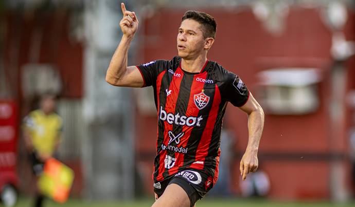 Vitória goleia o Barcelona de Ilhéus e garante vaga na final do Baianão