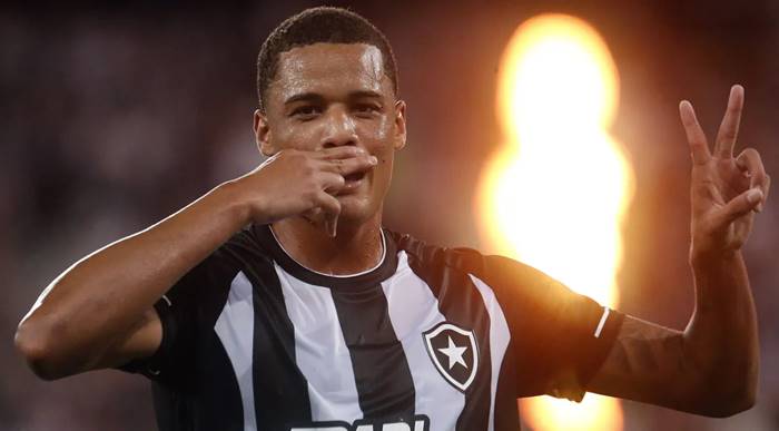 Conheça o atacante que chega para reforçar o Vitória na Série A