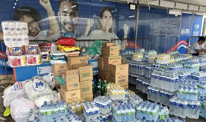 Bahia vai leiloar camisas após jogo contra o Bragantino para ajudar vítimas do RS