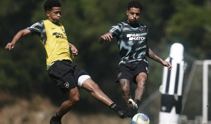 Confira a provável escalação do Botafogo para enfrentar o Vitória