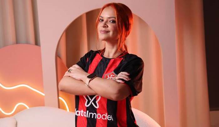 Patrocinadora do Vitória, Fatal Model repudia declaração de palestrante