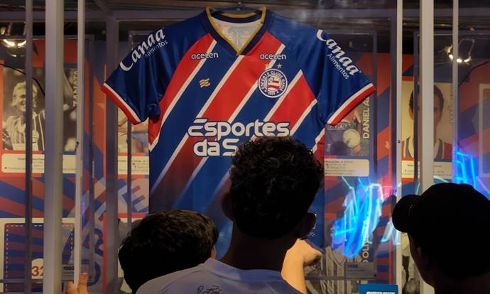 Torcedor do Bahia revela inspiração para criação da nova camisa tricolor