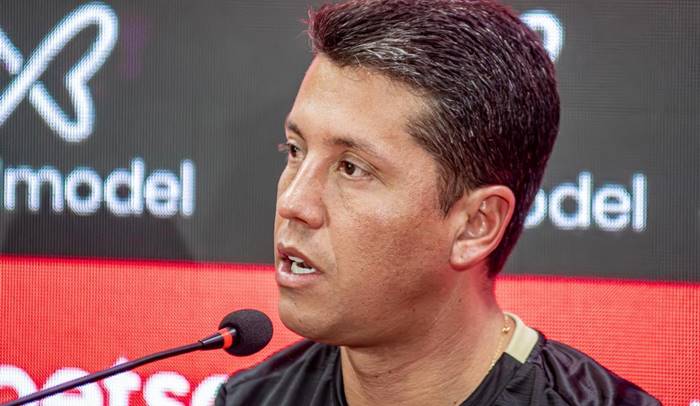 Carpini admite necessidade de reforços no Vitória e aponta ‘carências’