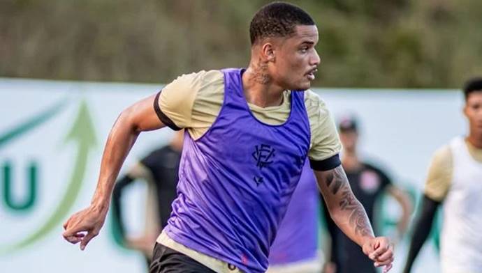 Vitória reforçado para enfrentar o Botafogo; Veja provável escalação