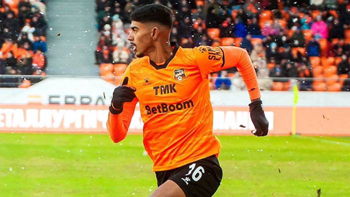 Zagueiro baiano, Ítalo completa 40 jogos no futebol europeu