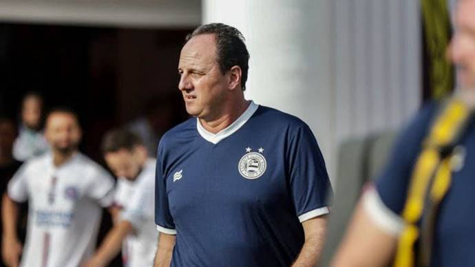 Ceni não descarta mudar sistema de jogo do Bahia com ausência de Everton