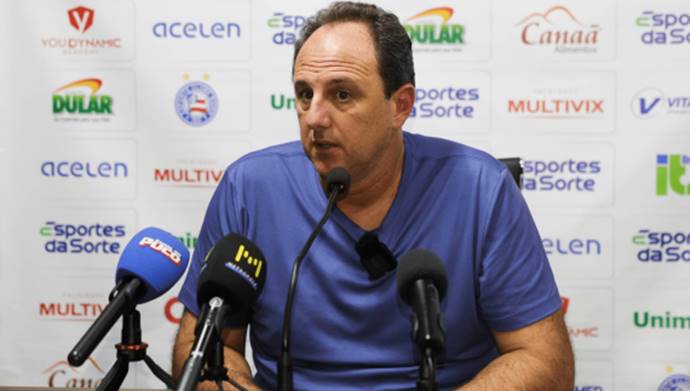 Ceni vê Flamengo como favorito, mas frisa: ‘Não vamos lá para ficar só na defesa’