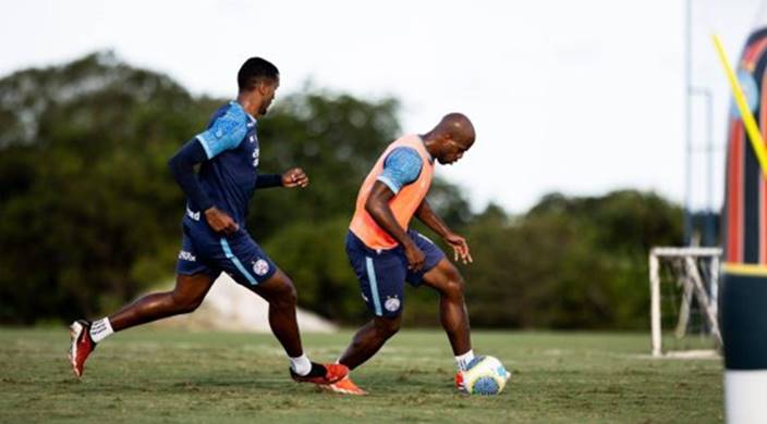 Com retorno de Cuesta, Bahia faz mais um treino de olho no Fortaleza
