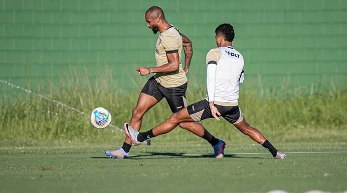 Com várias ausências, Vitória segue viagem para o Rio Grande do Sul