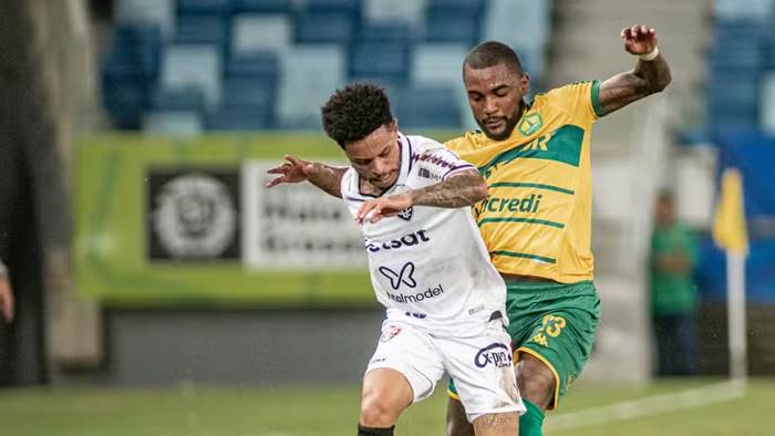 Vitória só empata com o Cuiabá e completa 10 jogos sem vencer