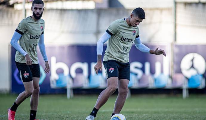 Em Caxias, Vitória realiza penúltimo treino antes de pegar o Juventude