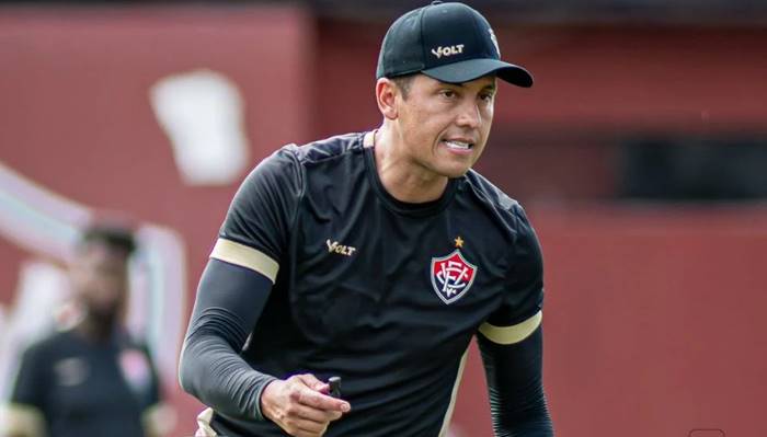 Carpini aponta principal motivo para queda técnica do Vitória