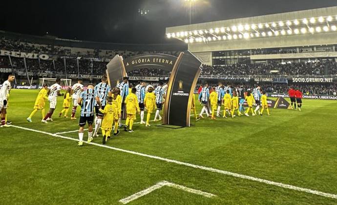 Grêmio vence o Fluminense pela Libertadores antes de enfrentar o Bahia