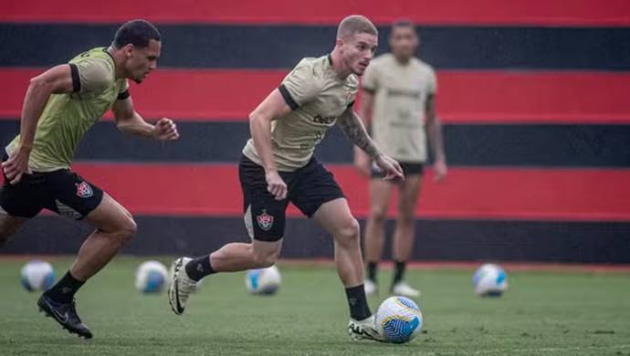 Meio-campistas voltam a treinar e reforçam o Vitória no Ba-Vi