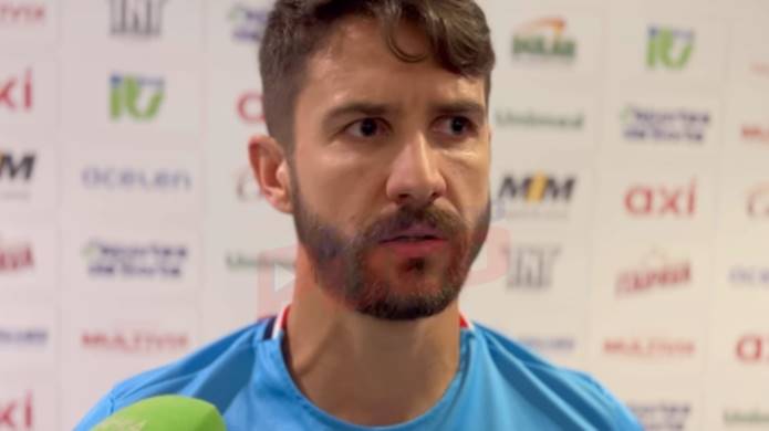 Everaldo se diz confortável de ponta e elogia futebol do Bahia: ‘Muito vistoso’