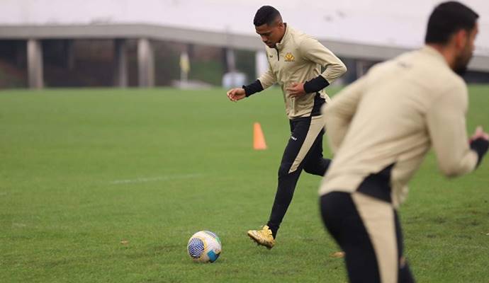 Criciúma pode relacionar atacante pela 1ª vez para encarar o Bahia