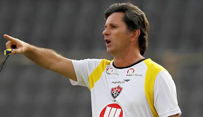 Biografia de ex-técnico da dupla Ba-Vi será lançada em Salvador