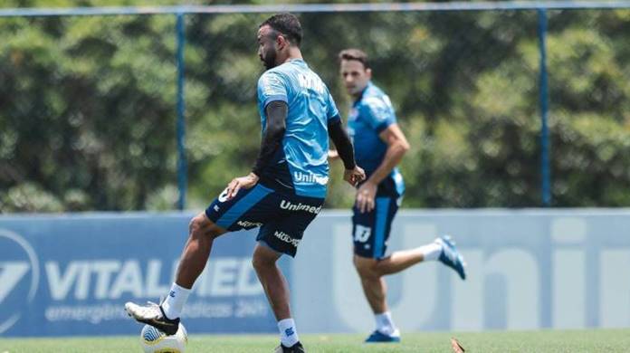 Com Acevedo e ainda sem Biel, Bahia treina de olho no Flamengo