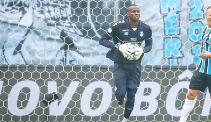 Ex-Vitória, goleiro afirma que Grêmio nunca pensou em rebaixamento